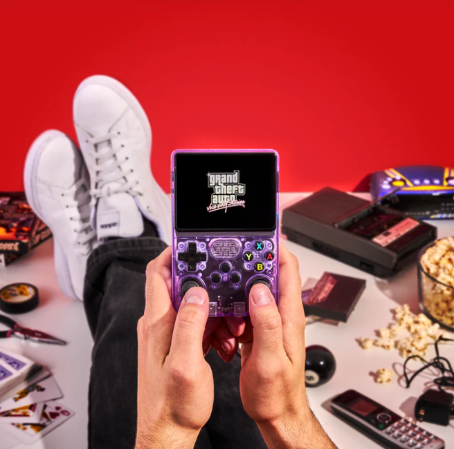 Portable Game Console with Linux - 15,000 Games